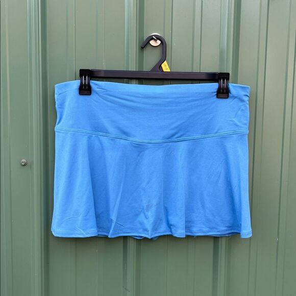 Women’s Ultra Soft & Stretchy Active Maternity Skort 2-Pack Size L - Picture 2 of 7